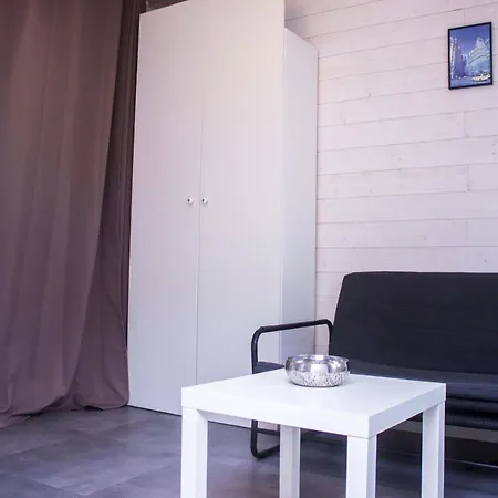 Joli Studio Near Paris * إيفري سور سين